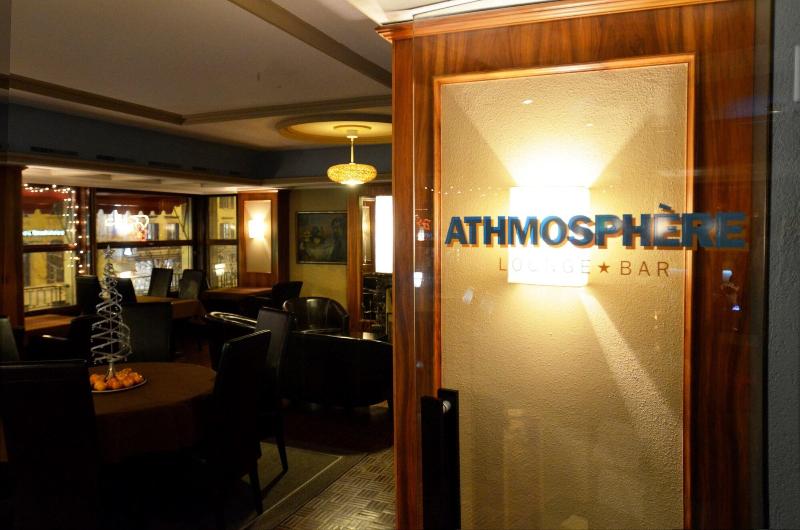 Athmos - Bar