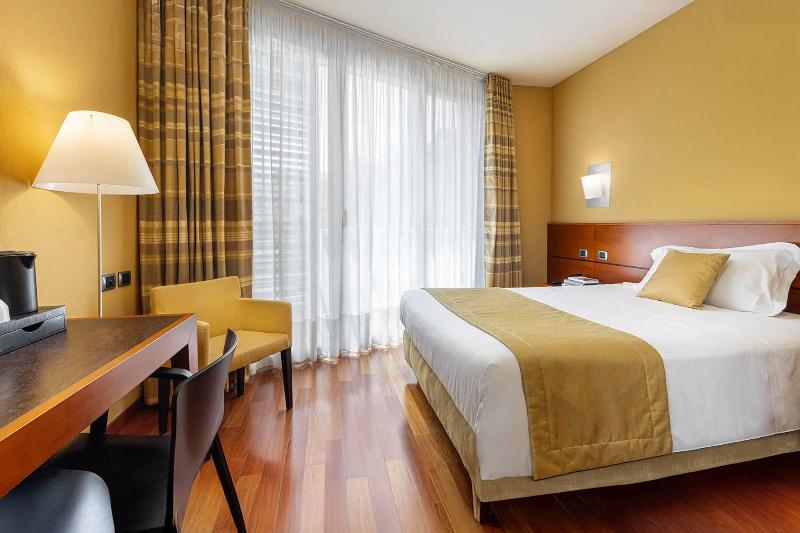 B&b Hotel Imperia - Oda
