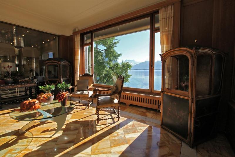 Hôtel du Grand Lac Excelsior - Lobi