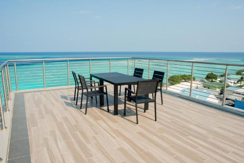 AIMI Beach - Teras