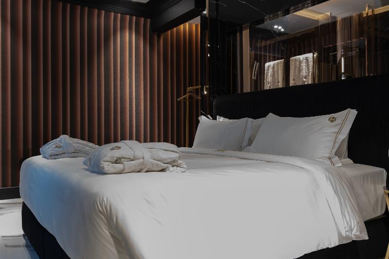 Bra Hotel Bari - Oda