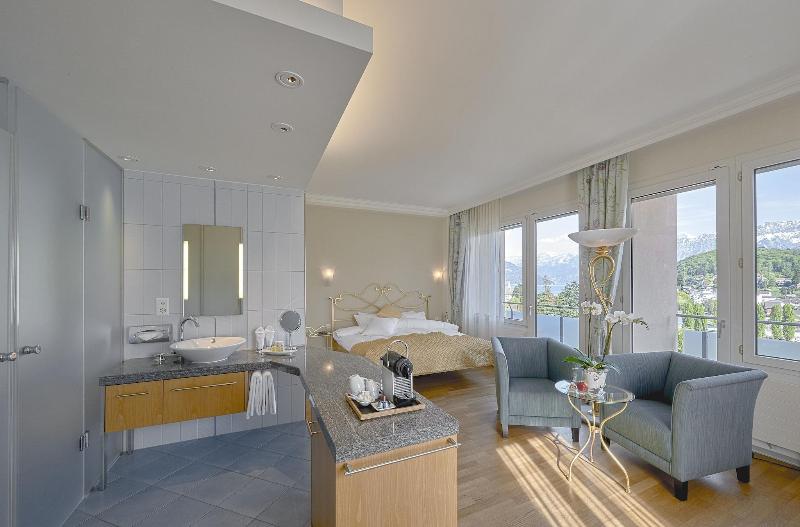Hotel Eden Spiez - Oda