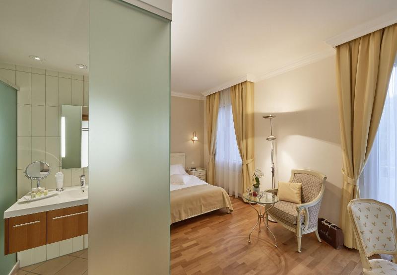 Hotel Eden Spiez - Oda