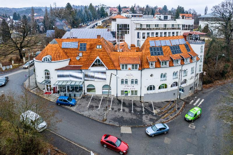 Bastya Wellness Hotel - Genel