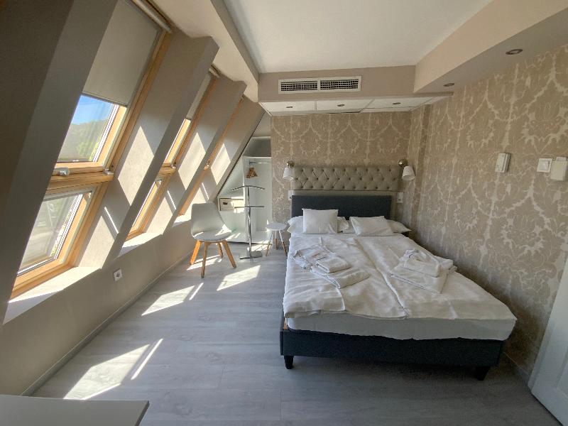 Bastya Wellness Hotel - Oda