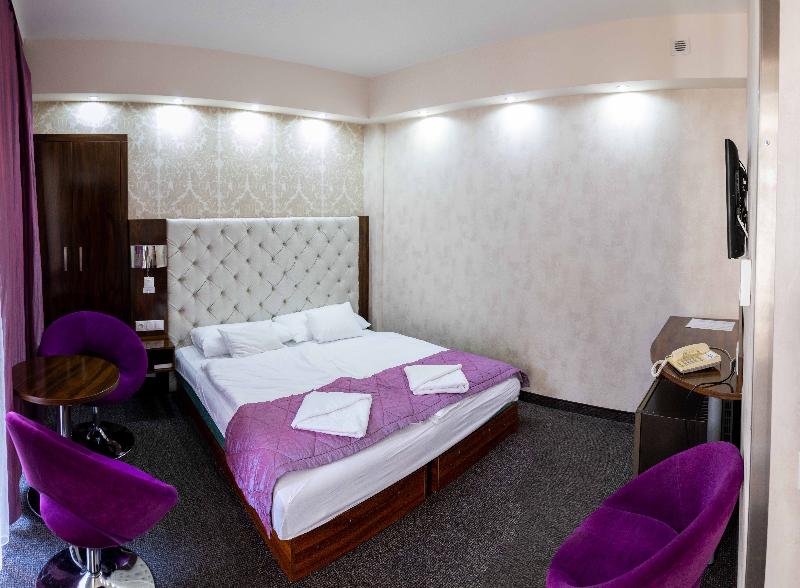 Bastya Wellness Hotel - Oda
