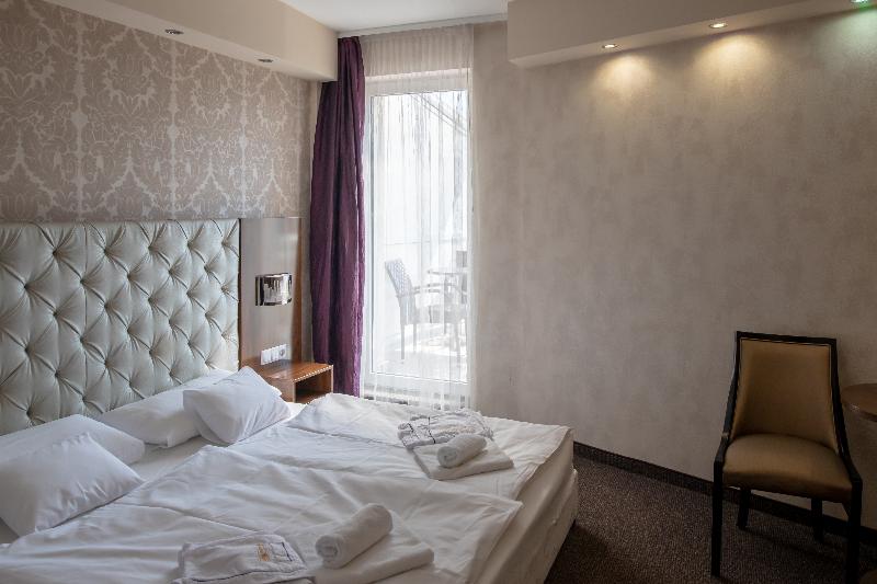 Bastya Wellness Hotel - Oda