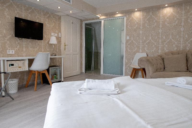 Bastya Wellness Hotel - Oda