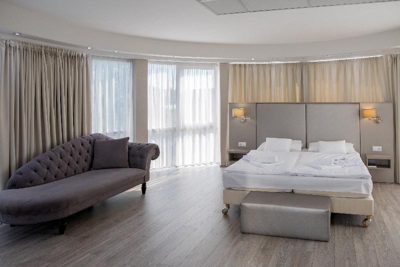 Bastya Wellness Hotel - Oda