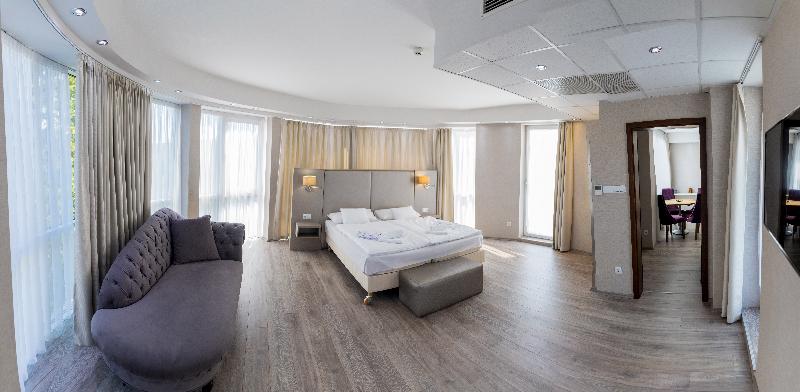 Bastya Wellness Hotel - Oda