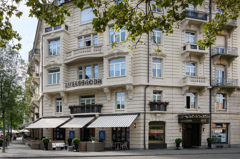 Small Luxury Hotel Ambassador a L'Opera - Genel