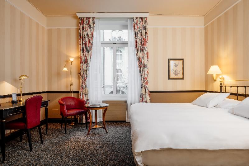 Small Luxury Hotel Ambassador a L'Opera - Oda