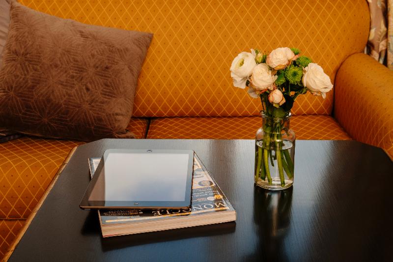 Small Luxury Hotel Ambassador a L'Opera - Oda