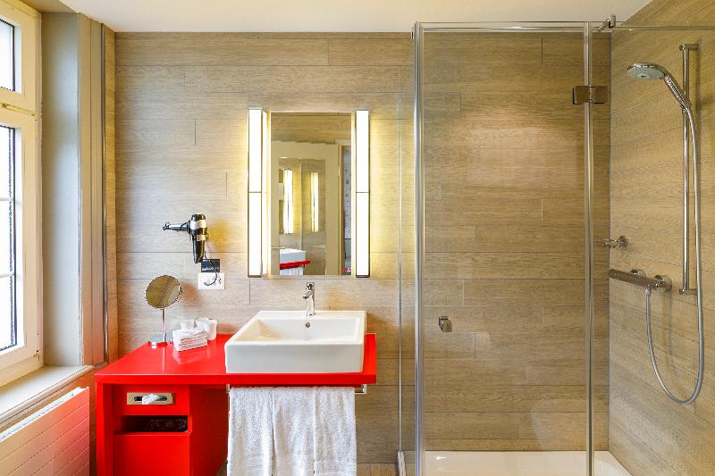 Hotel Swiss Night by Fassbind Zurich - Oda