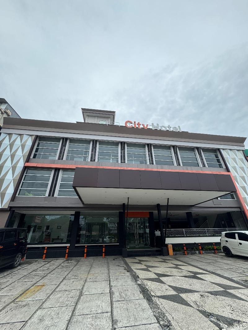 City Hotel Balikpapan - Genel