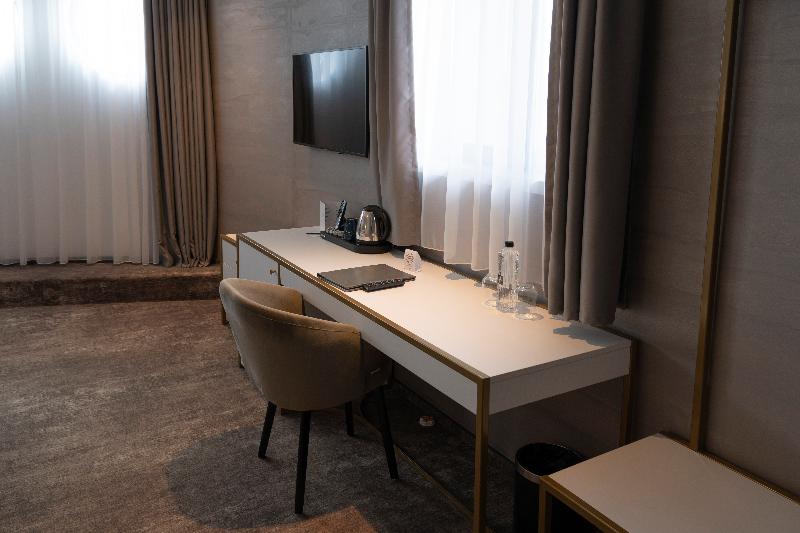 Hotel Aventus - Oda