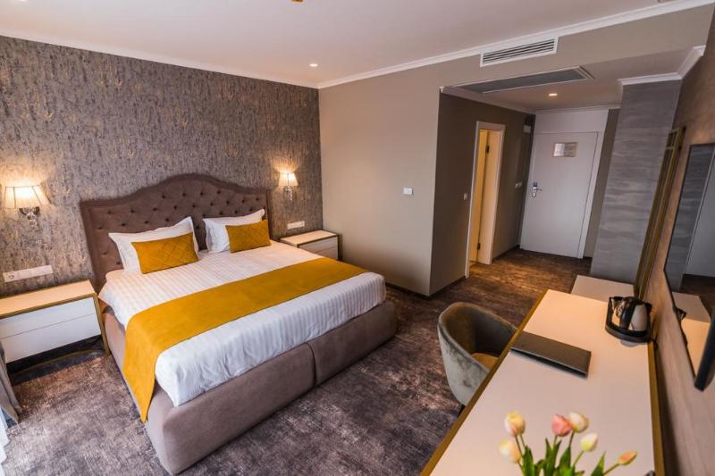 Hotel Aventus - Oda