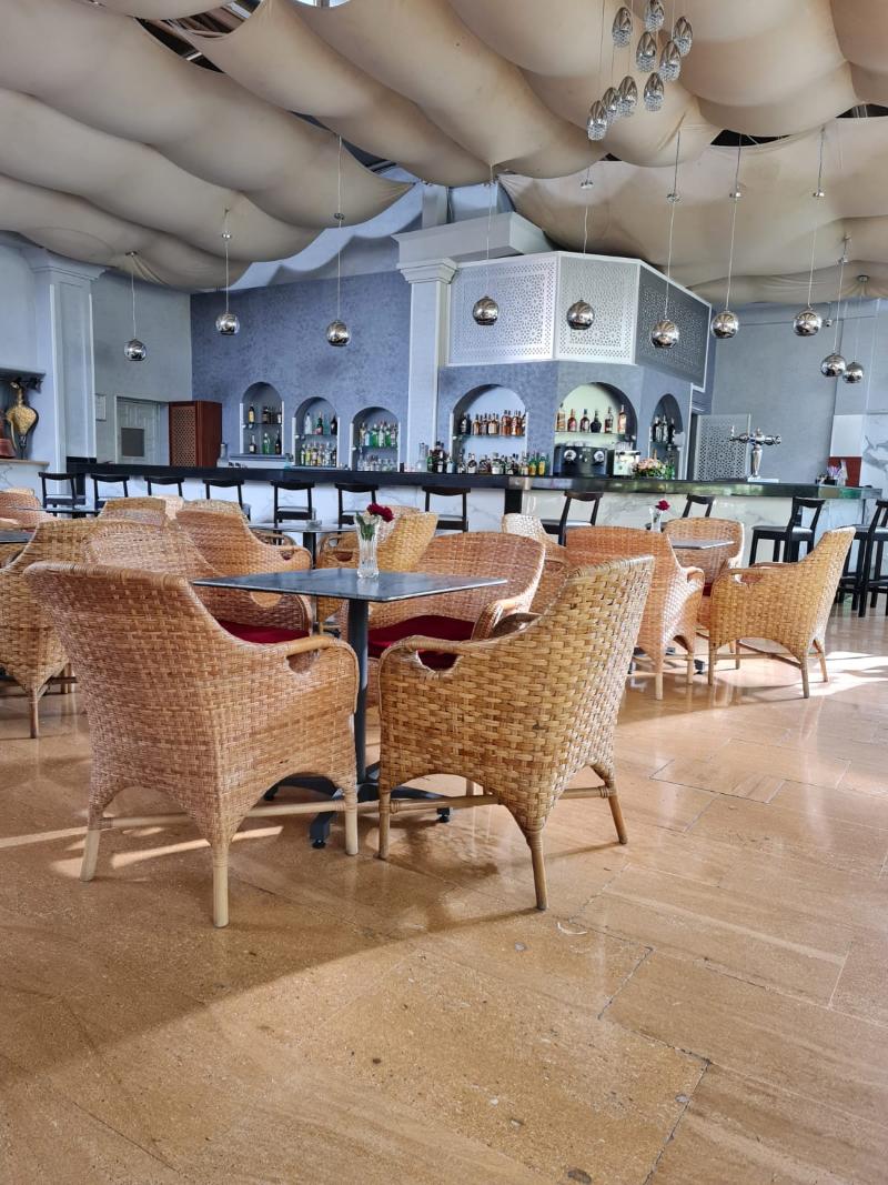 El Oumnia Puerto - Bar