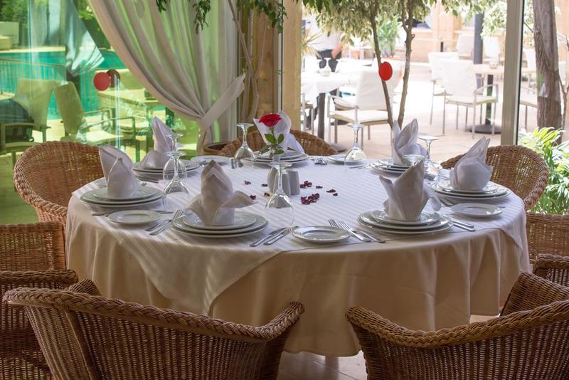El Oumnia Puerto - Restoran
