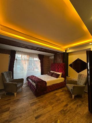 Taksim Stone Wall Apartments