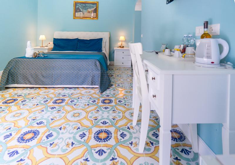 Guesthouse Adry In Naples - Oda