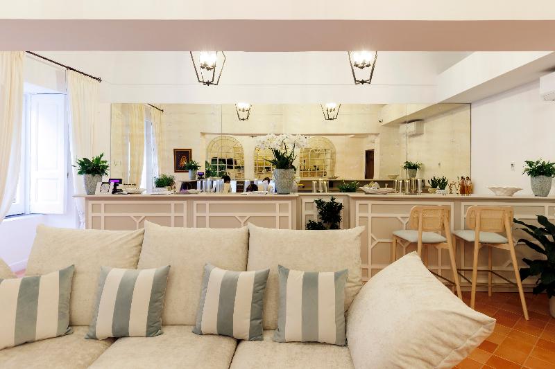 D'amalfi Hospitality - Lobi