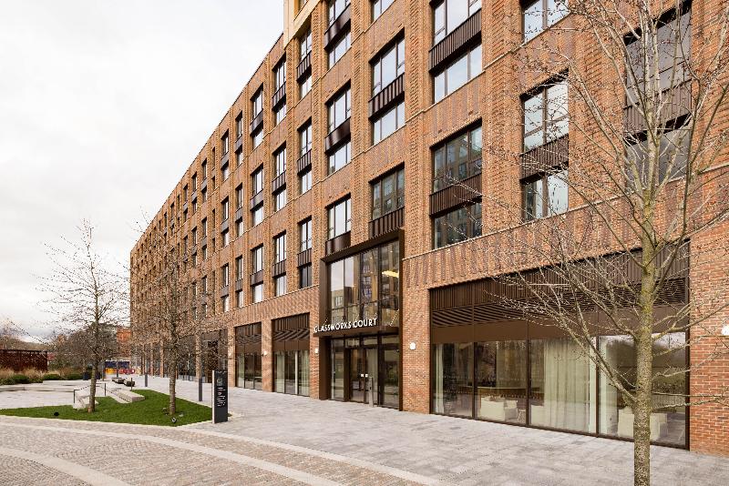 Charles Hope Apartments - Greenford - Genel