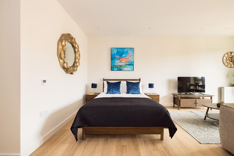Charles Hope Apartments - Greenford - Oda