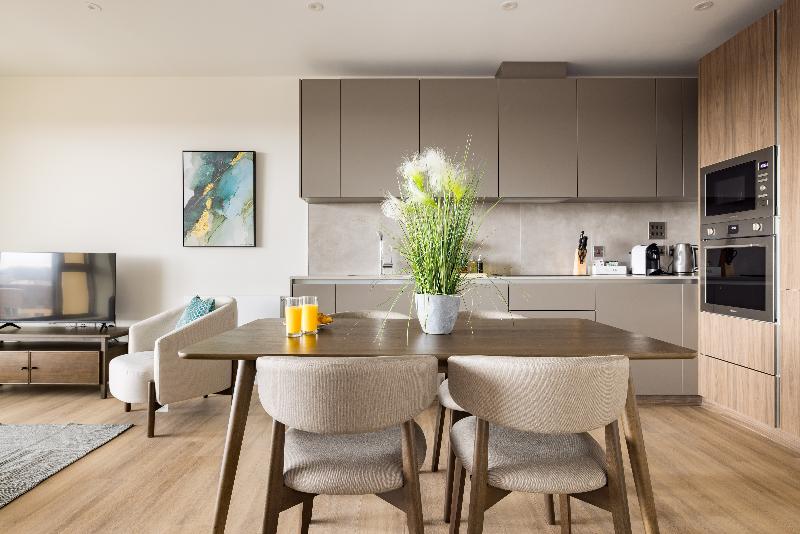 Charles Hope Apartments - Greenford - Oda