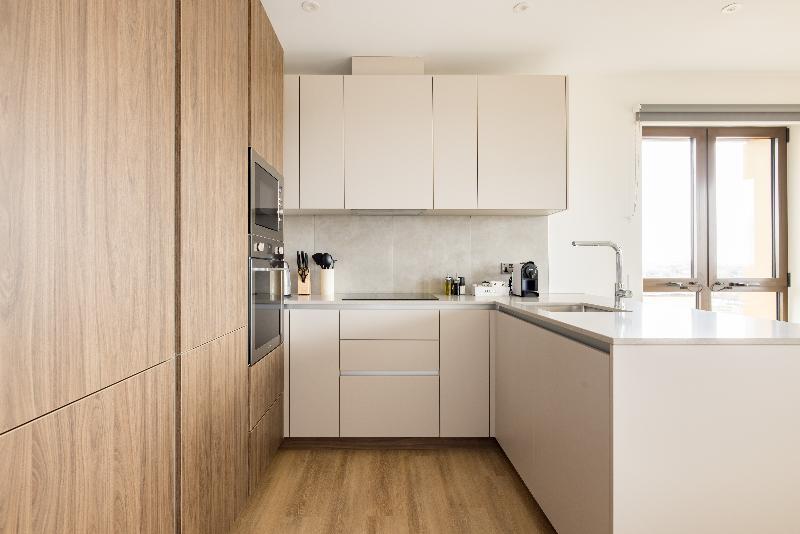 Charles Hope Apartments - Greenford - Oda