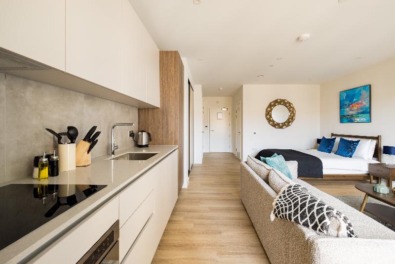 Charles Hope Apartments - Greenford - Oda