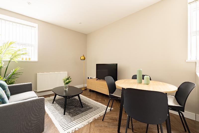 Charles Hope Apartments - Plymouth - Oda