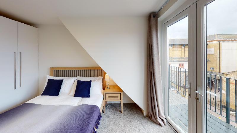 Charles Hope Apartments - Staines City Centre - Oda