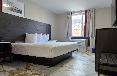 Ramada By Wyndham Brooklyn Empire Blvd oda fotoğrafı