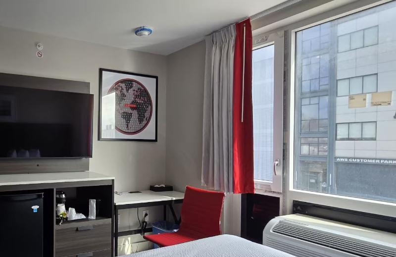 Ramada By Wyndham Brooklyn Empire Blvd - Oda
