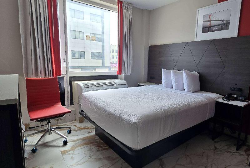 Ramada By Wyndham Brooklyn Empire Blvd - Oda