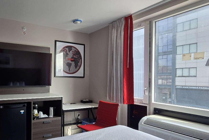 Ramada By Wyndham Brooklyn Empire Blvd - Oda