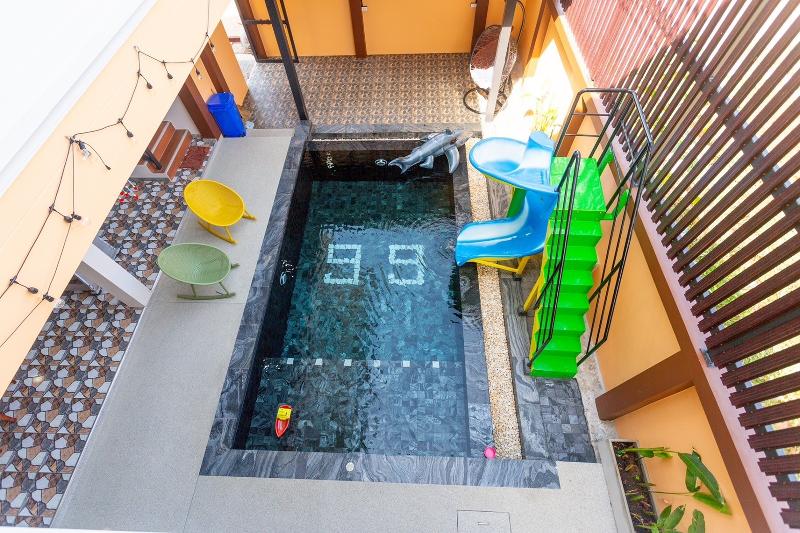 99 Pool Villa By Zuzu - Genel