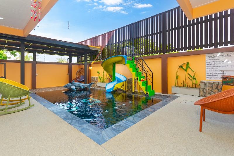 99 Pool Villa By Zuzu - Genel