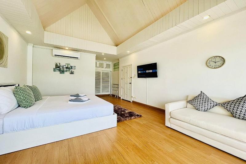 Panorama Ocean Villas, Kamala By Zuzu - Oda
