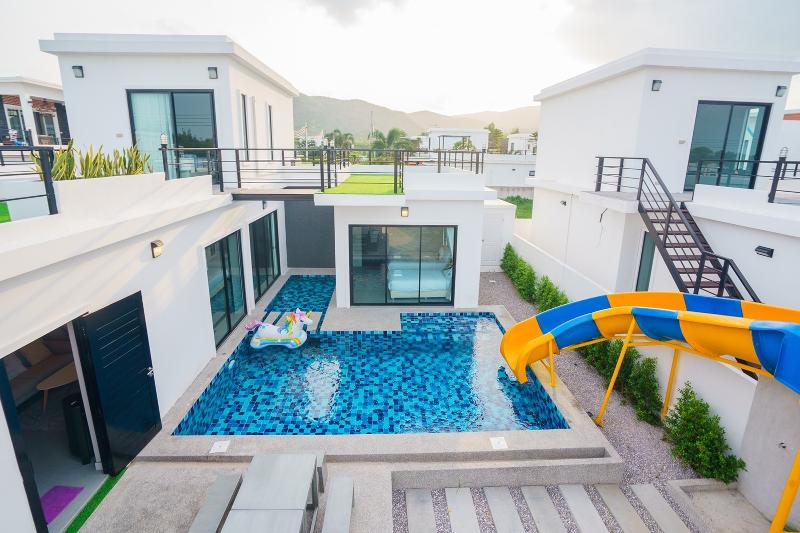 The Modern Pool Villa Hua Hin By Zuzu - Havuz