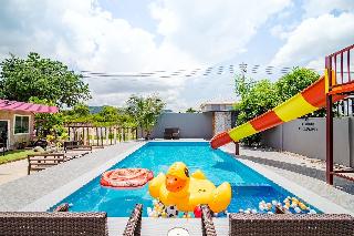 Ton Hom Pool Party By Zuzu fotoÄŸrafÄ±