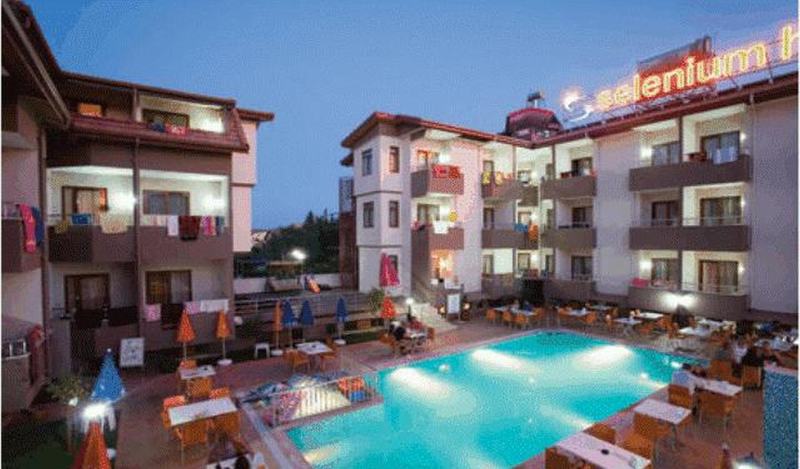 Selenium Hotel - Genel