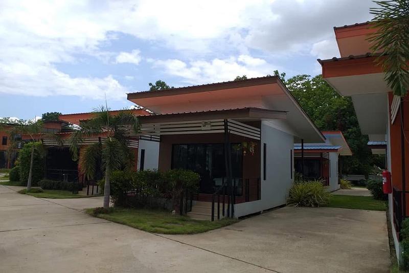 Phra Chan Khiang Dao Resort By Zuzu - Genel