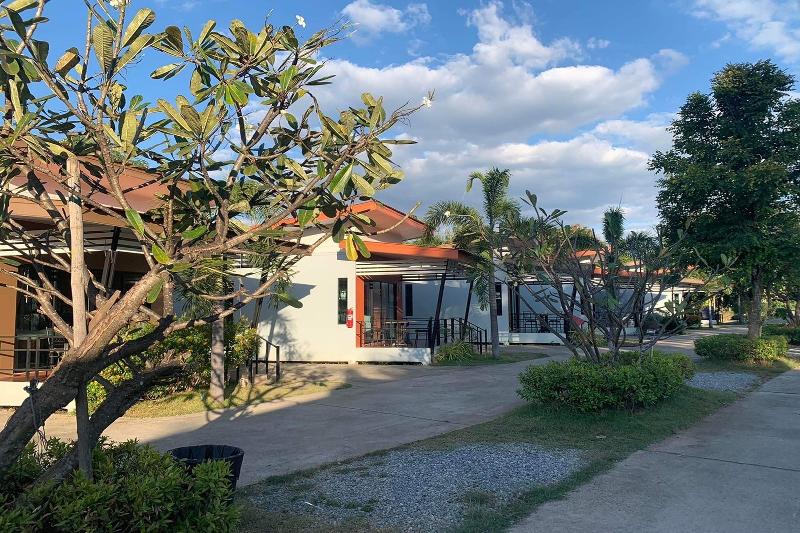 Phra Chan Khiang Dao Resort By Zuzu - Genel
