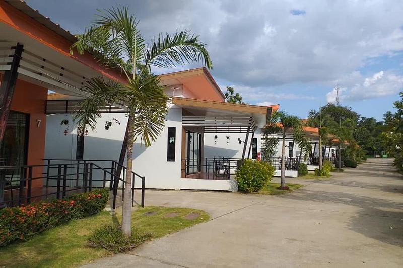 Phra Chan Khiang Dao Resort By Zuzu - Genel