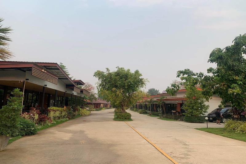 Phra Chan Khiang Dao Resort By Zuzu - Genel