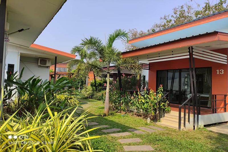 Phra Chan Khiang Dao Resort By Zuzu - Genel