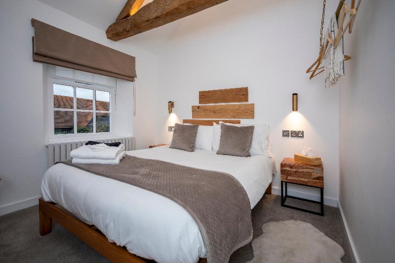 Cherry Tree Hotel - Oda