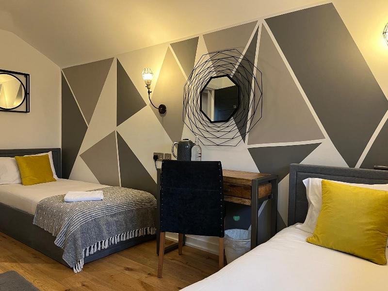Cherry Tree Hotel - Oda